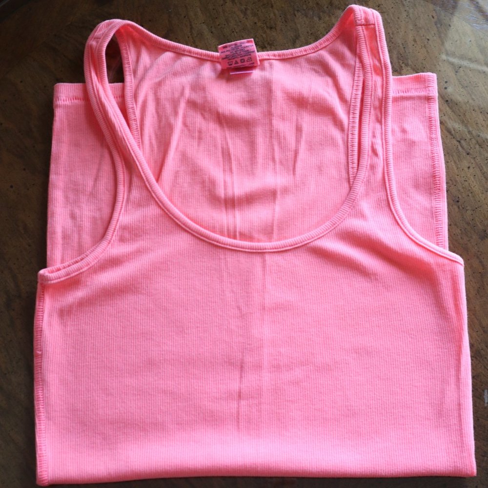 VS PINK - Ribbed Tank Top - Size Medium